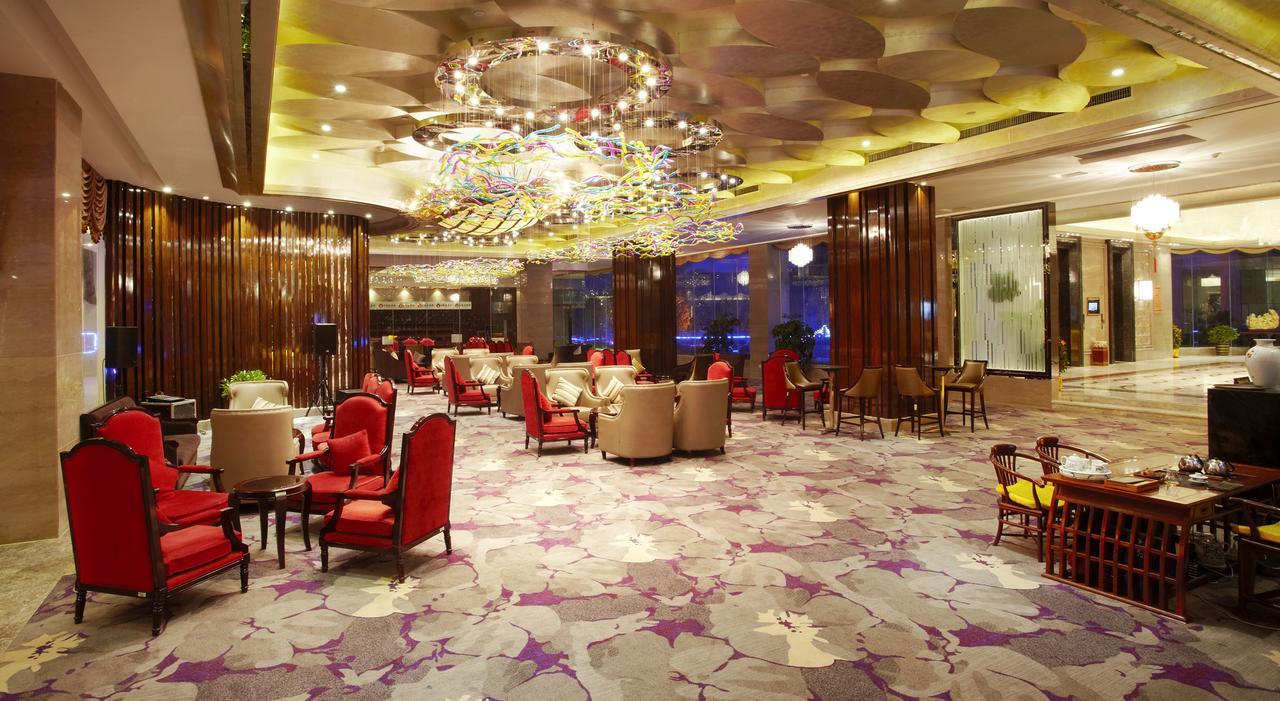 Eurasia Convention International Hotel Wuhan Buitenkant foto